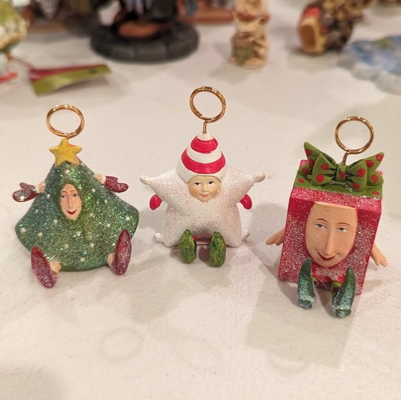 Set of 4 Dept. 56 Christmas Kringles Placecard Holders - 4 Different Designs - Picture 1 of 16